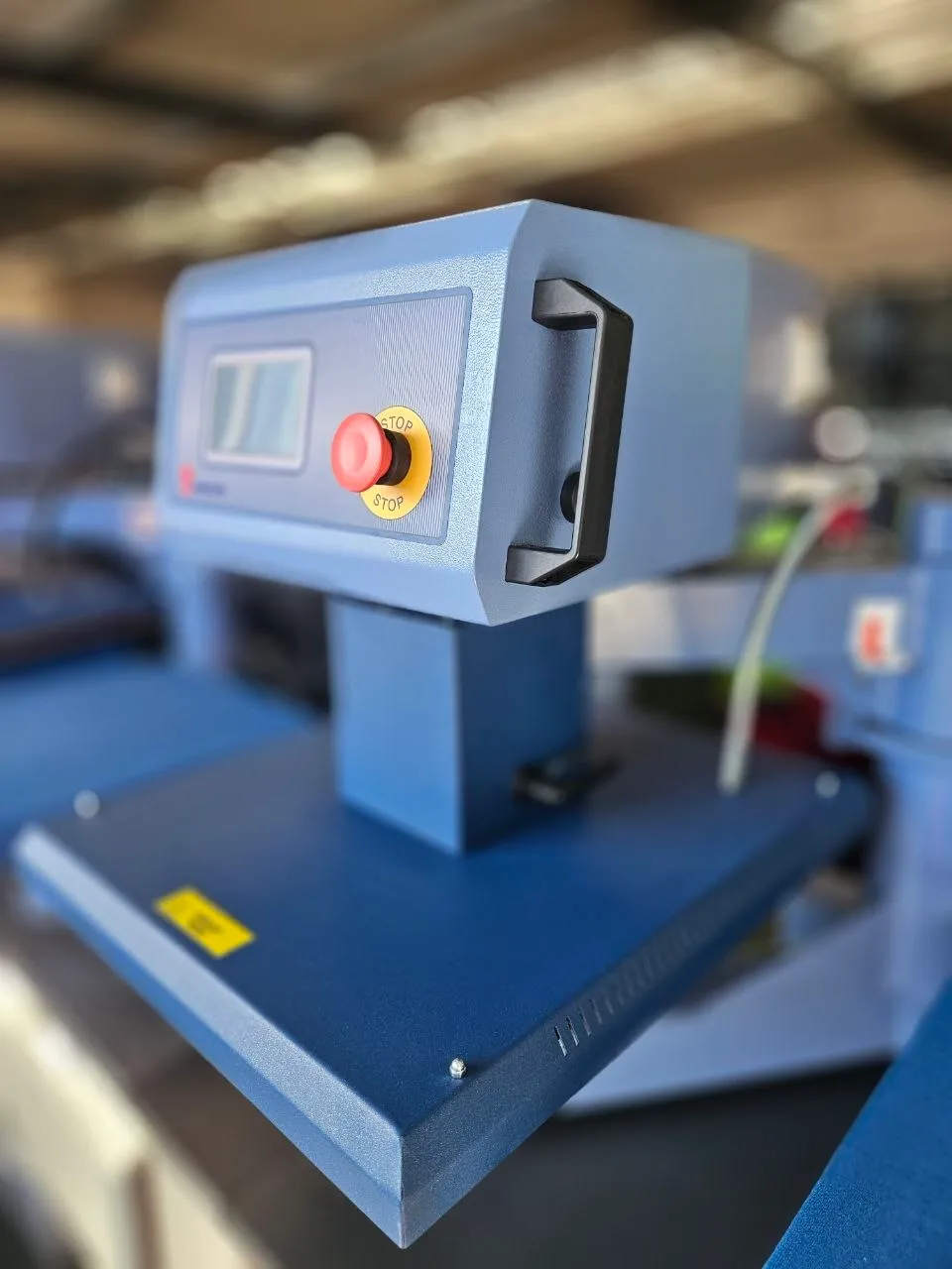 Textile branding with the transfer press